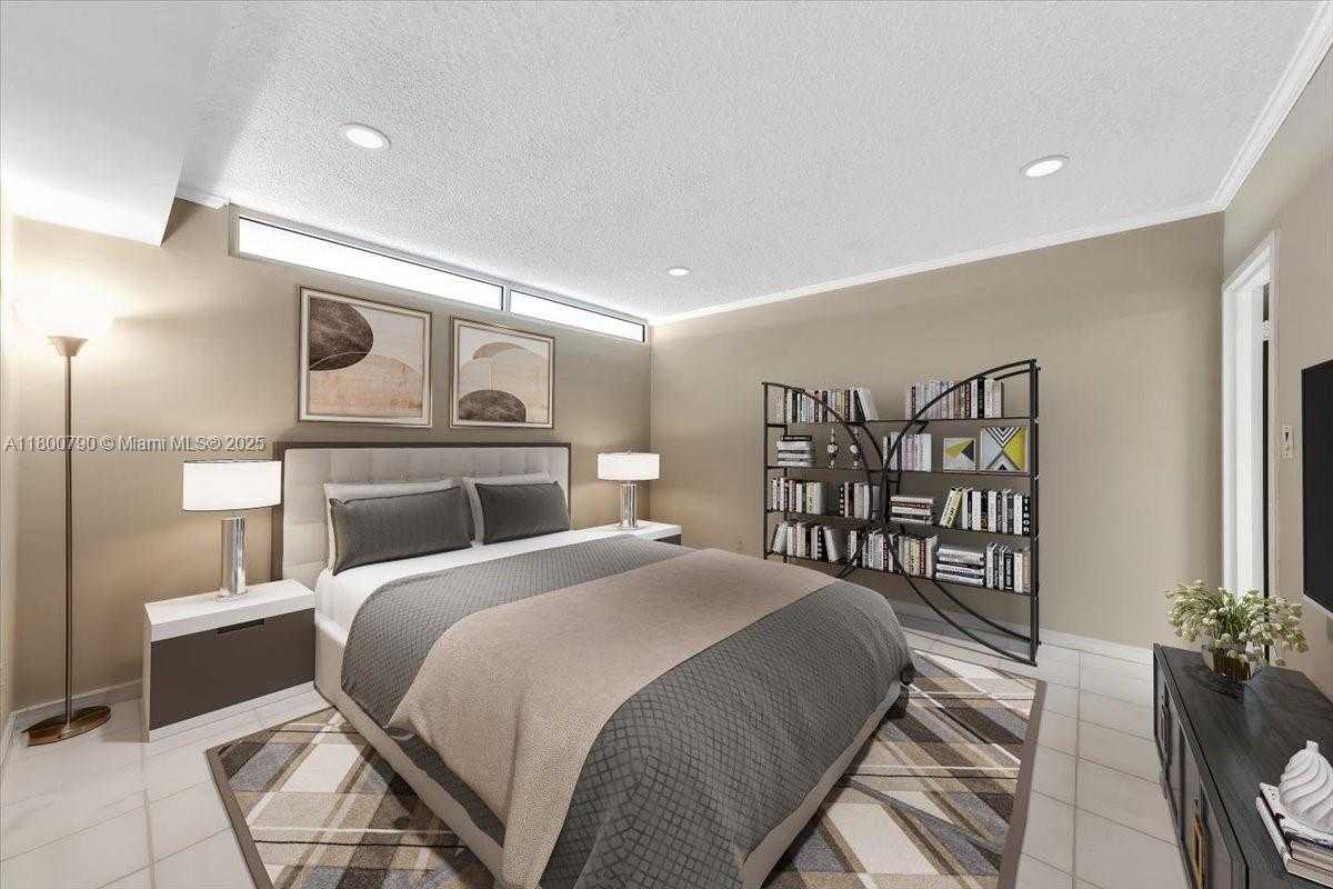 Small Image of 5401 COLLINS AVE #428, Miami Beach Number 6