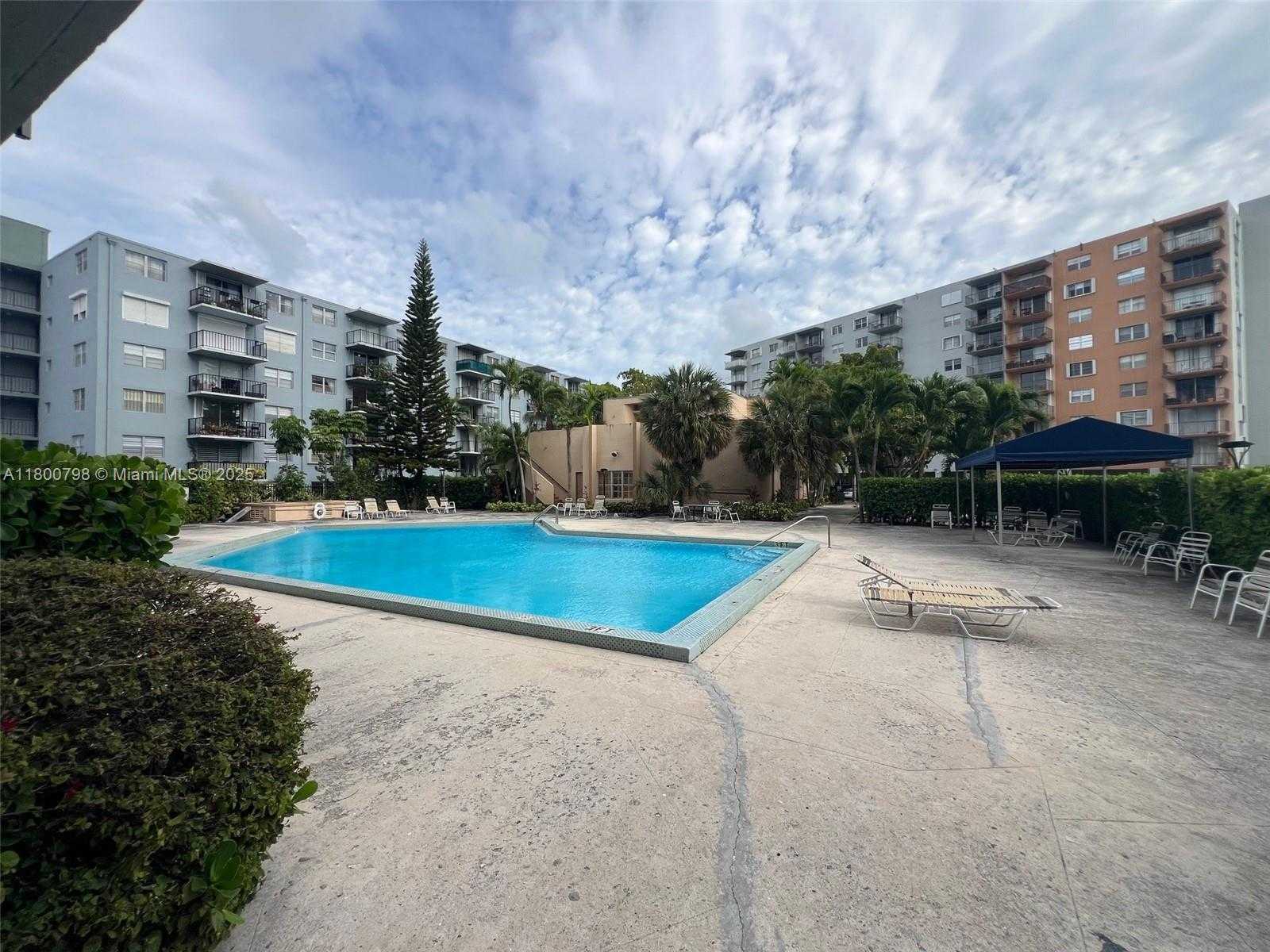 Small Image of 1470 NORTH EAST 125TH TER #810, North Miami Number 18