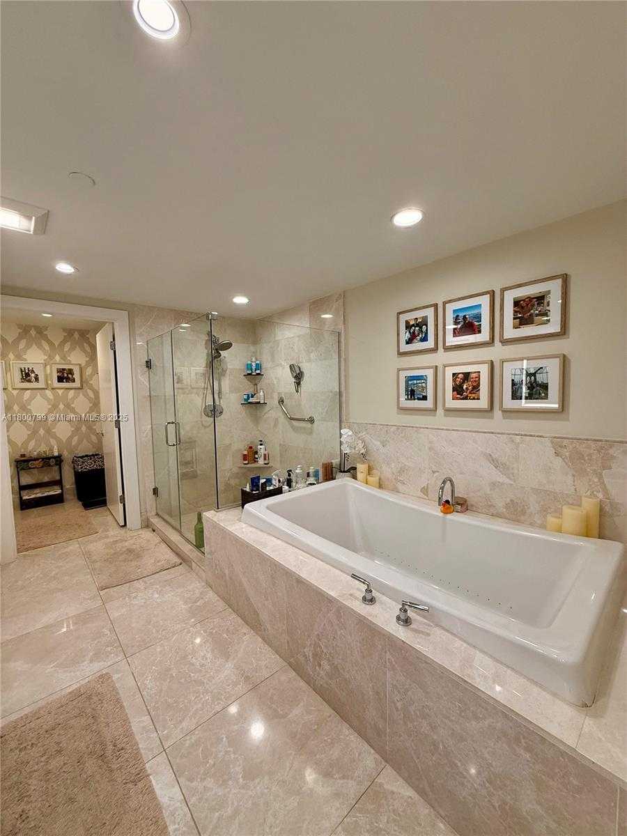 Small Image of 17001 COLLINS AVE #3005, Sunny Isles Beach Number 21