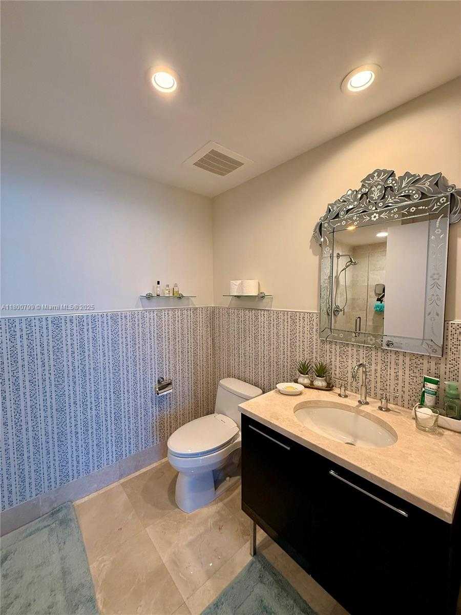 Small Image of 17001 COLLINS AVE #3005, Sunny Isles Beach Number 27