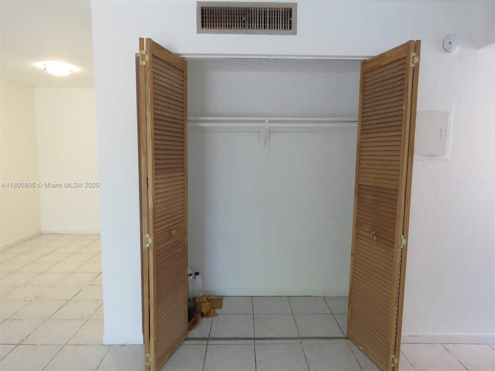 Small Image of 10822 NORTH KENDALL DR #S14, Miami Number 14