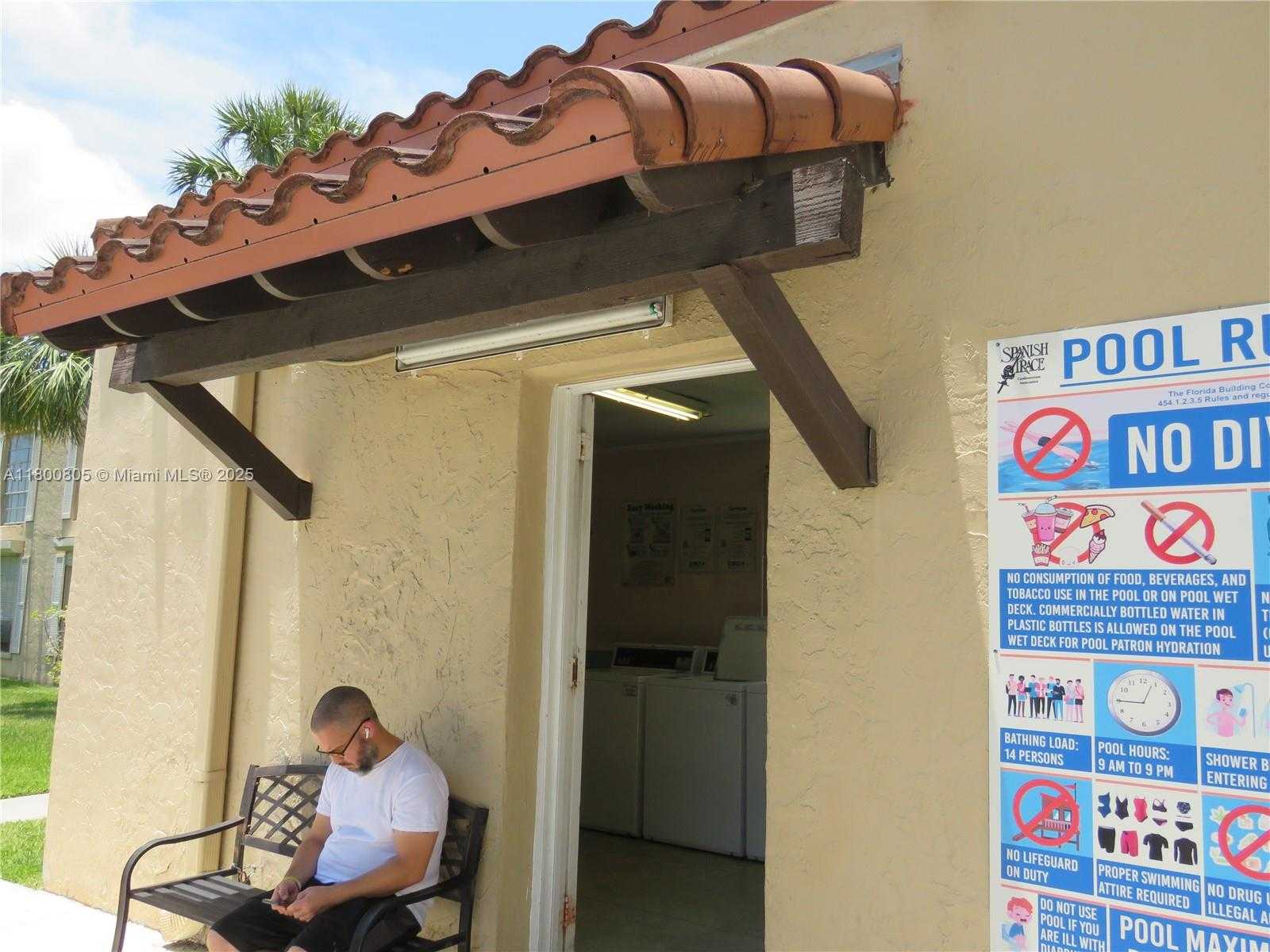 Small Image of 10822 NORTH KENDALL DR #S14, Miami Number 27
