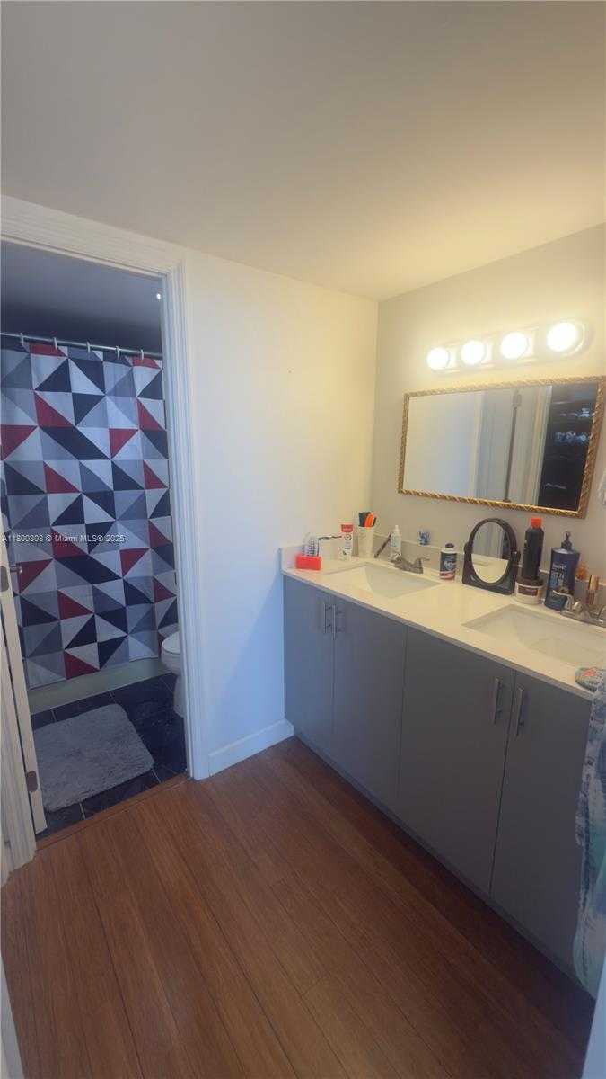 Small Image of 1351 NORTH EAST MIAMI GARDENS DR #1225E, Miami Number 17