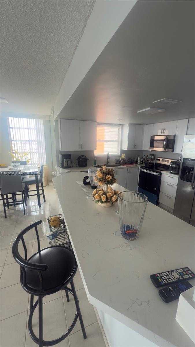 Small Image of 1351 NORTH EAST MIAMI GARDENS DR #1225E, Miami Number 25
