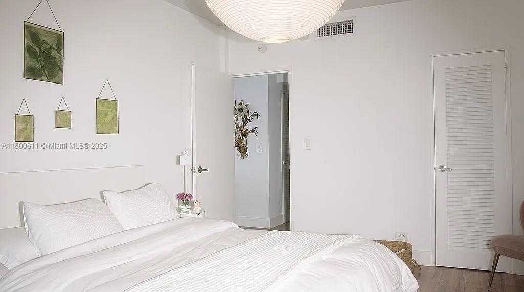 Small Image of 3 ISLAND AVE #12J, Miami Beach Number 5