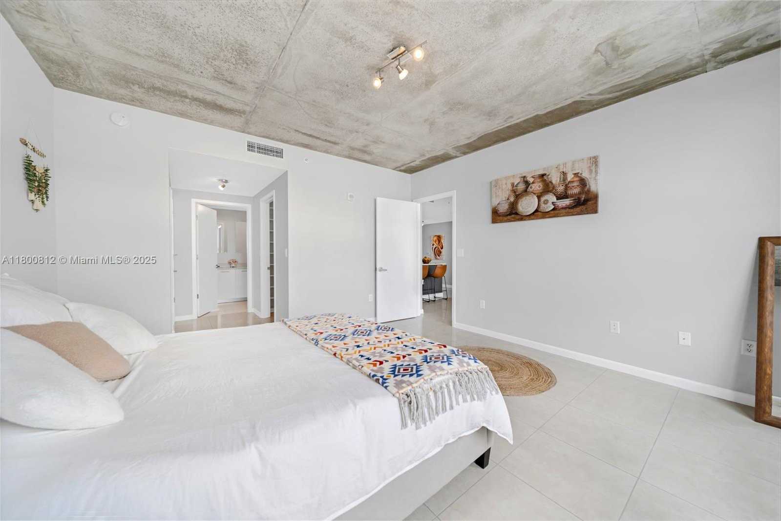 Small Image of 3250 NORTH EAST 1ST AVE #806, Miami Number 12