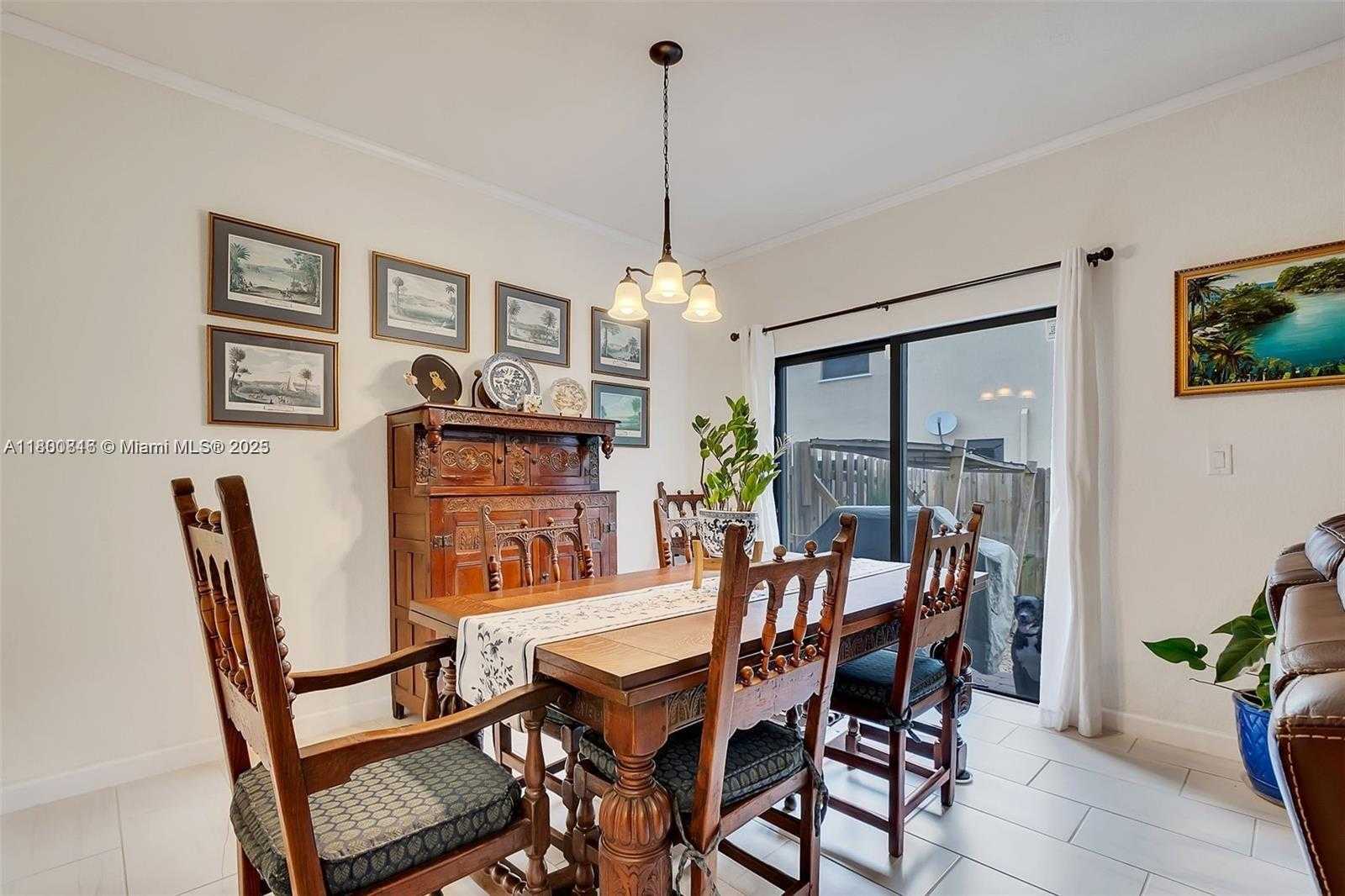 Small Image of 15073 SOUTH WEST 119TH LN, Miami Number 4