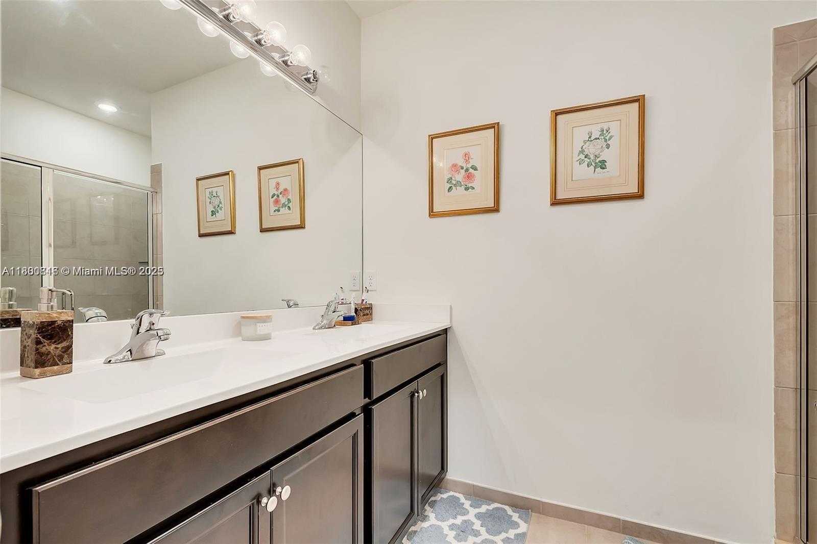 Small Image of 15073 SOUTH WEST 119TH LN, Miami Number 5