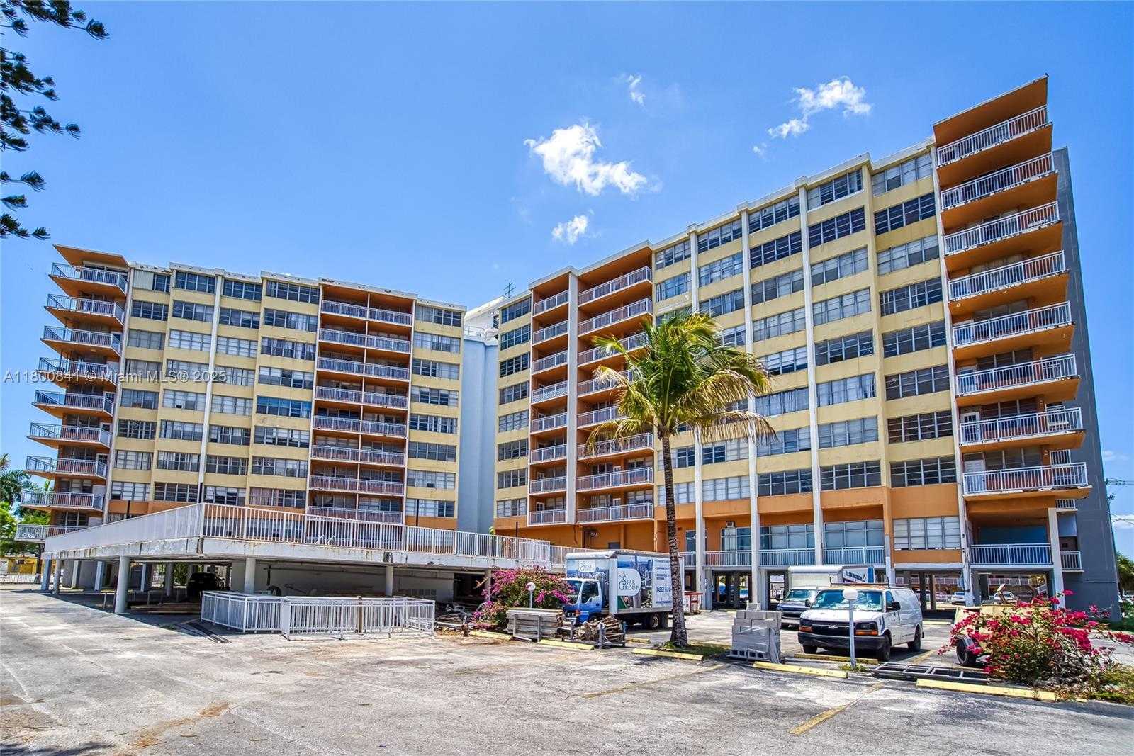 Small Image of 2025 NORTH EAST 164TH ST #907, North Miami Beach Number 37