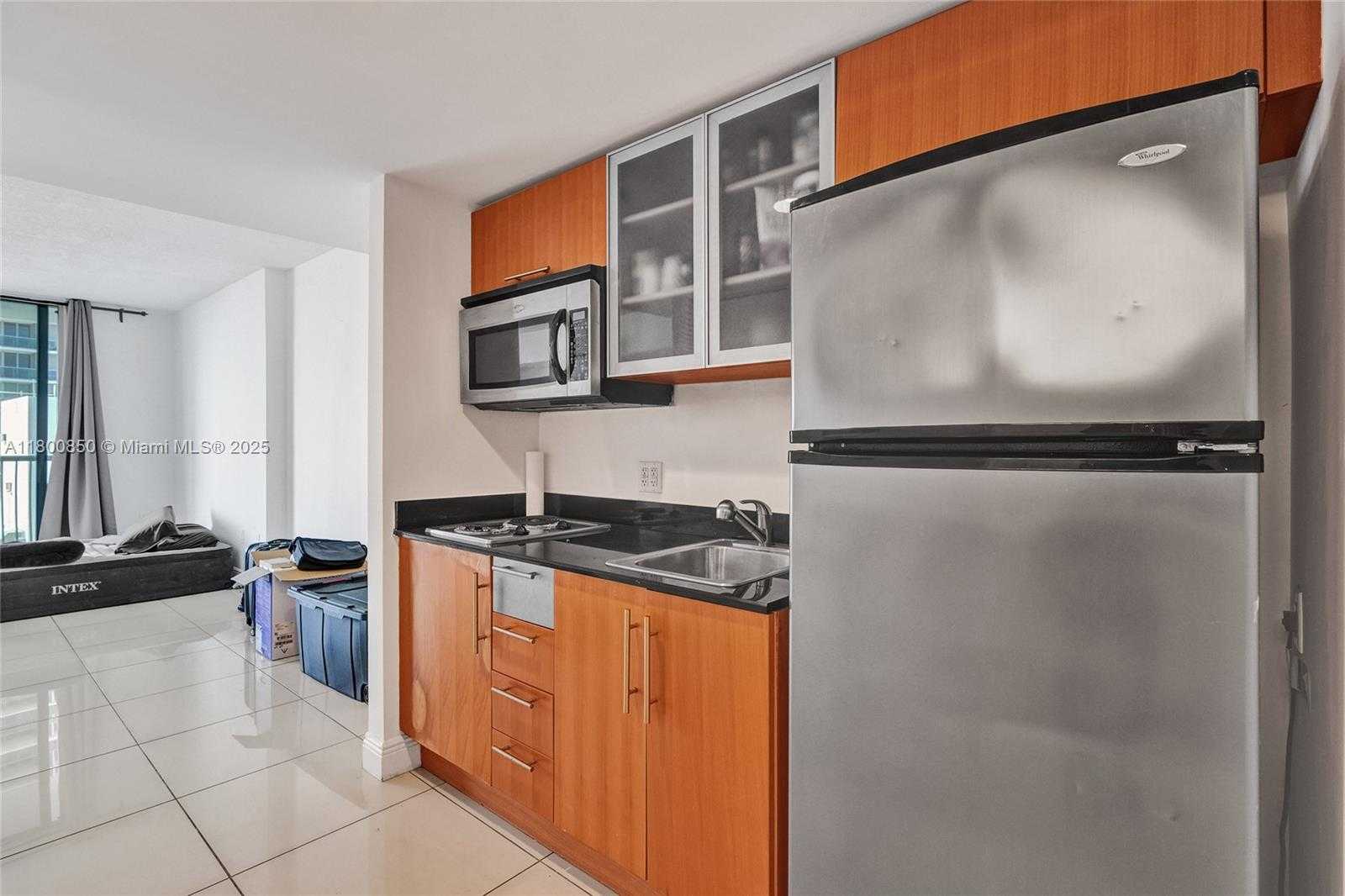 Small Image of 1750 NORTH BAYSHORE DR #4007, Miami Number 17