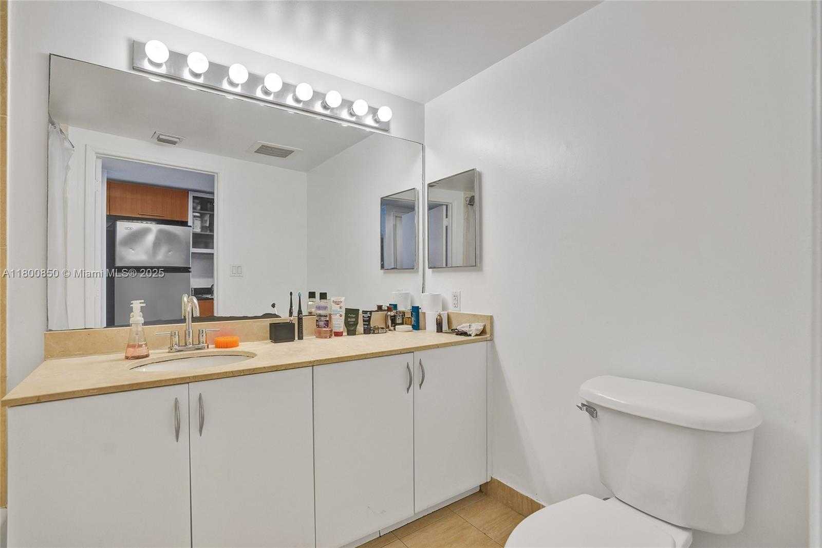 Small Image of 1750 NORTH BAYSHORE DR #4007, Miami Number 19