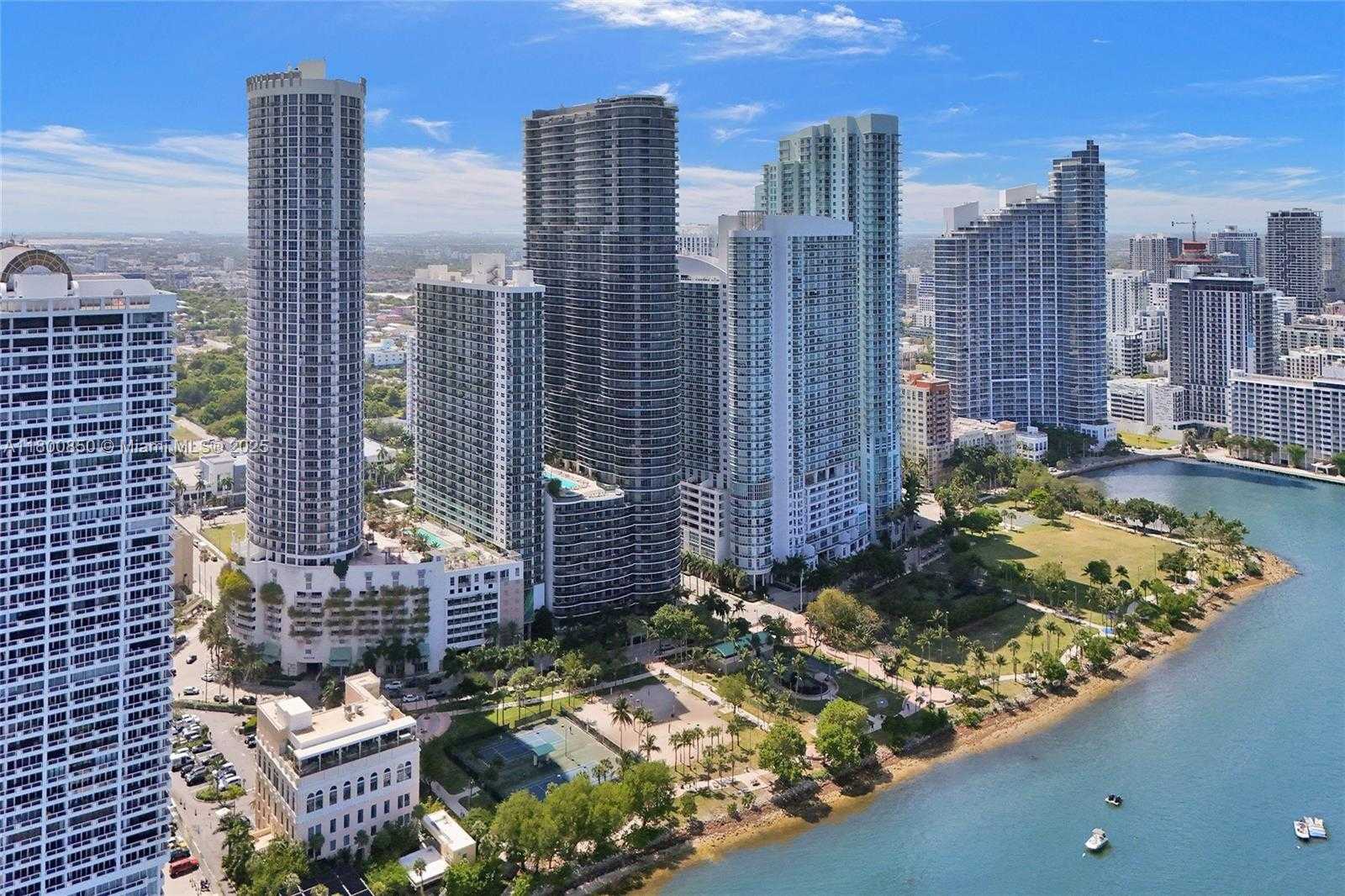 Small Image of 1750 NORTH BAYSHORE DR #4007, Miami Number 24