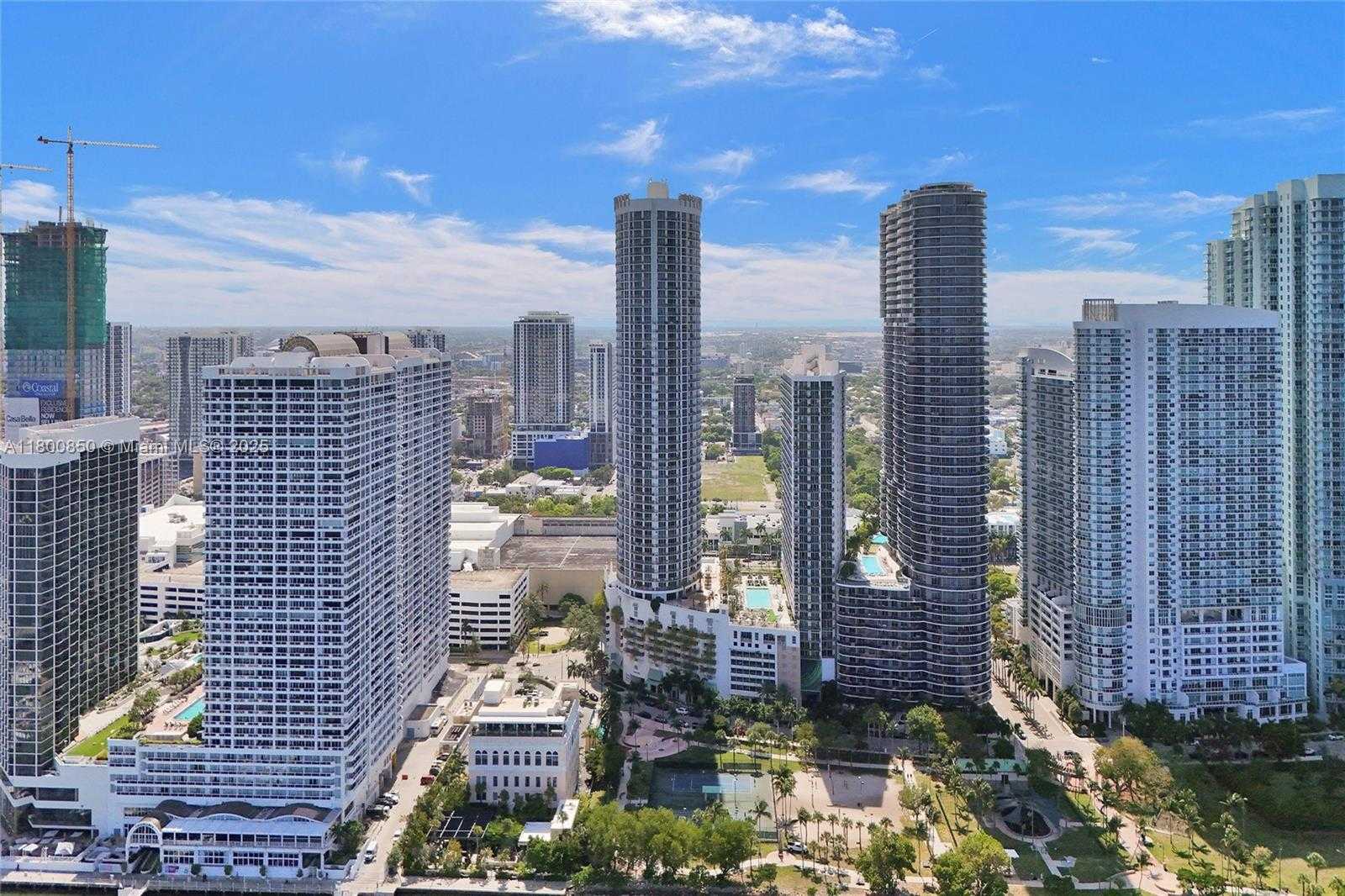 Small Image of 1750 NORTH BAYSHORE DR #4007, Miami Number 25