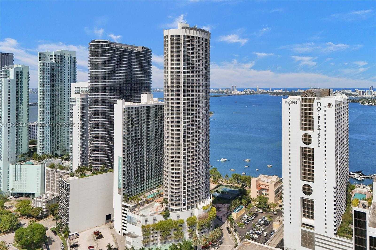 Small Image of 1750 NORTH BAYSHORE DR #4007, Miami Number 30