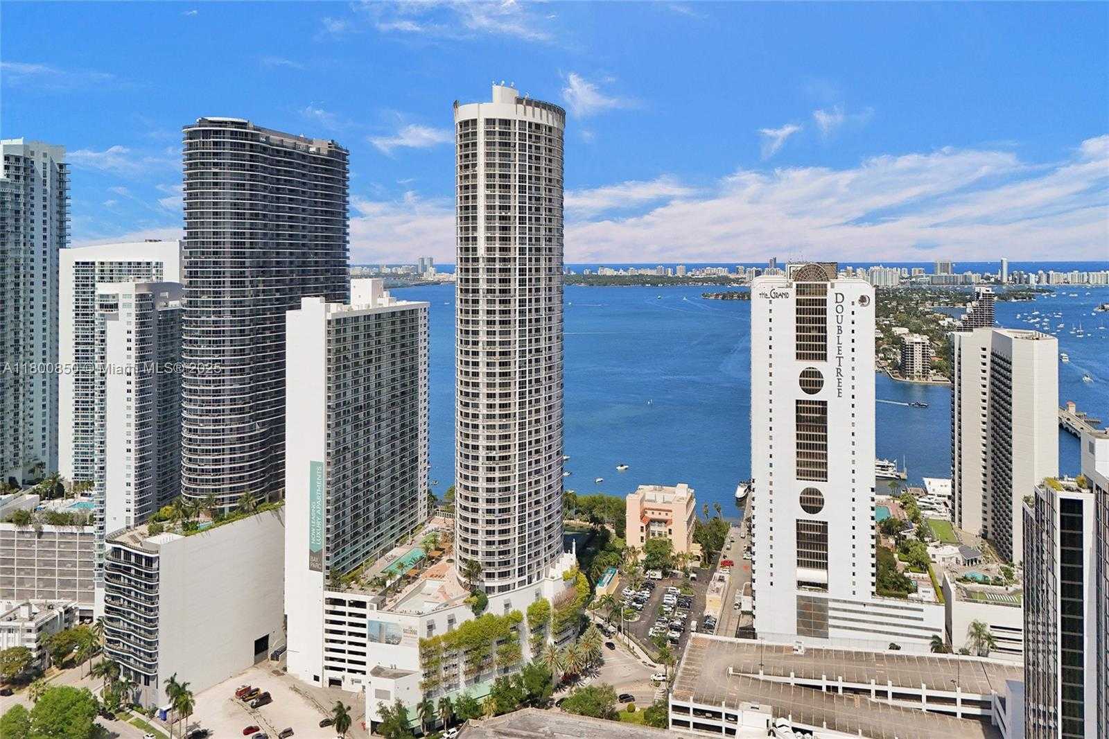 Small Image of 1750 NORTH BAYSHORE DR #4007, Miami Number 31