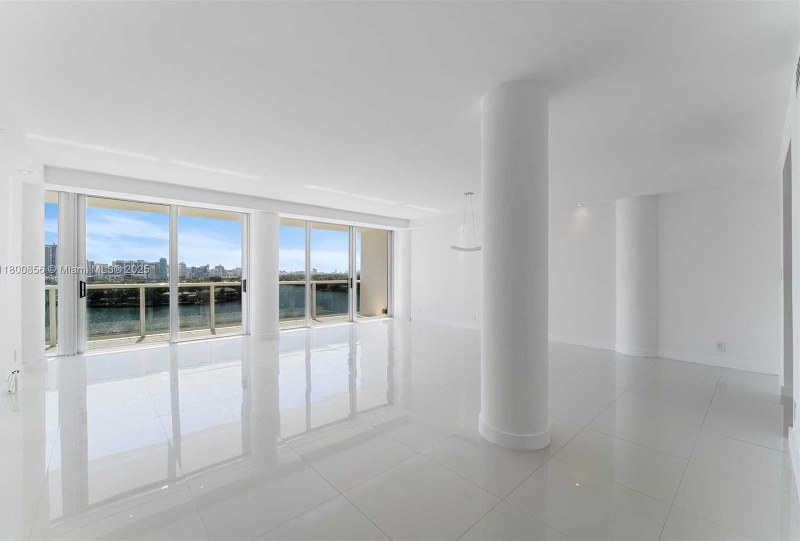 Small Image of 900 BAY DR #904, Miami Beach Number 16