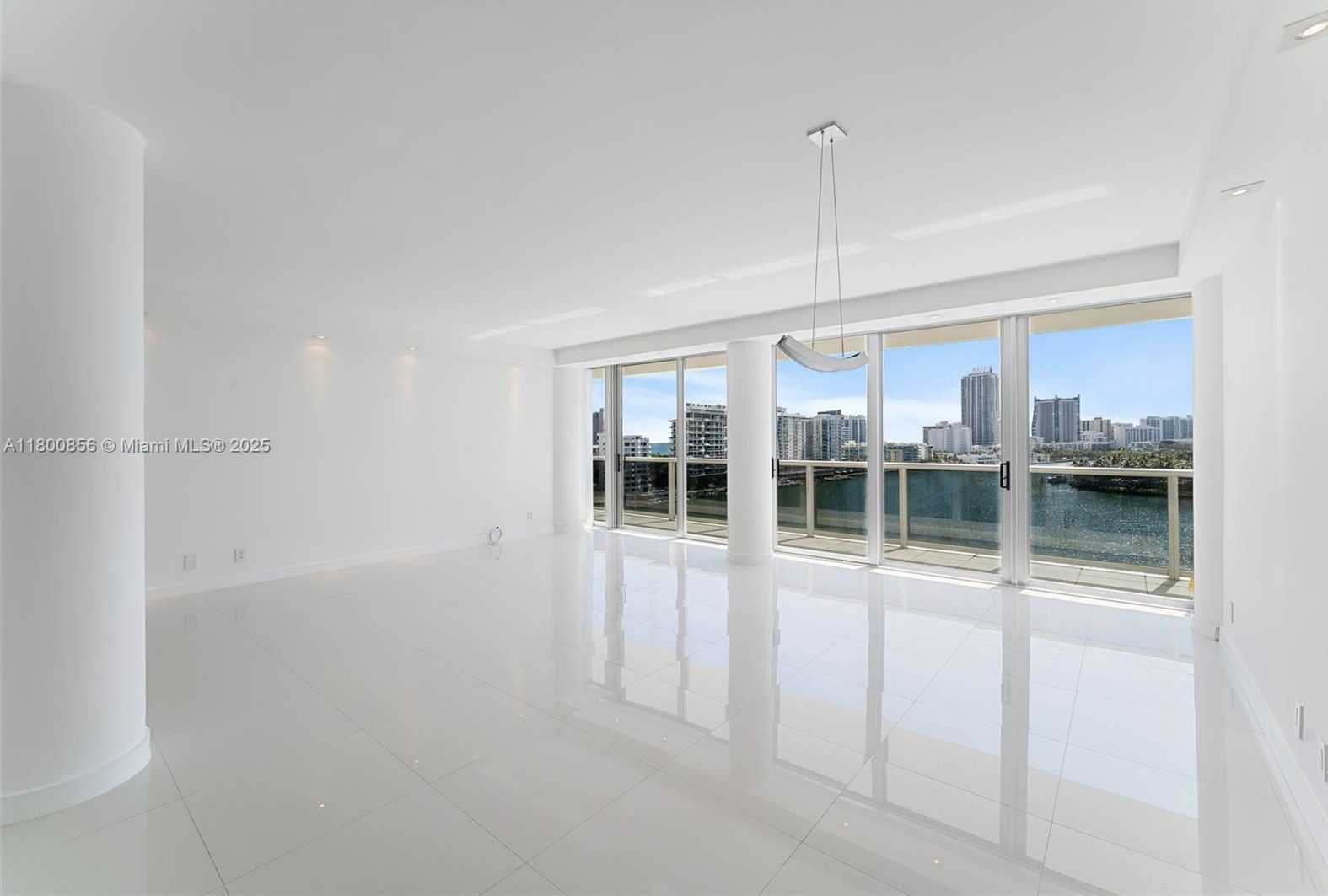 Small Image of 900 BAY DR #904, Miami Beach Number 18