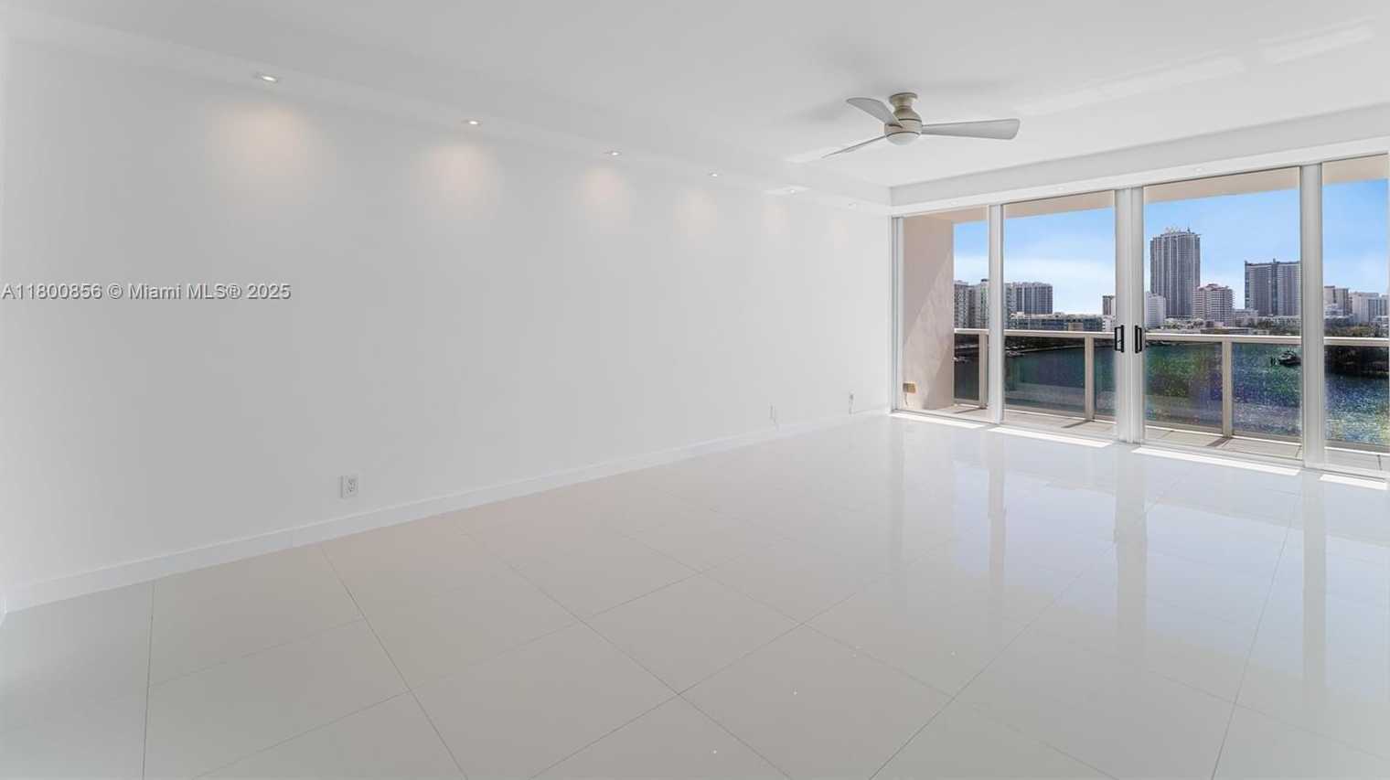 Small Image of 900 BAY DR #904, Miami Beach Number 26