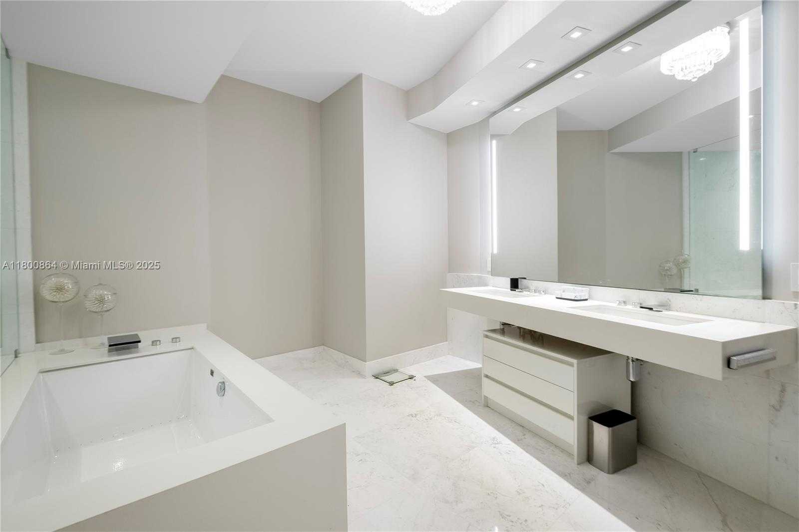 Small Image of 18555 COLLINS AVE #1505, Sunny Isles Beach Number 16