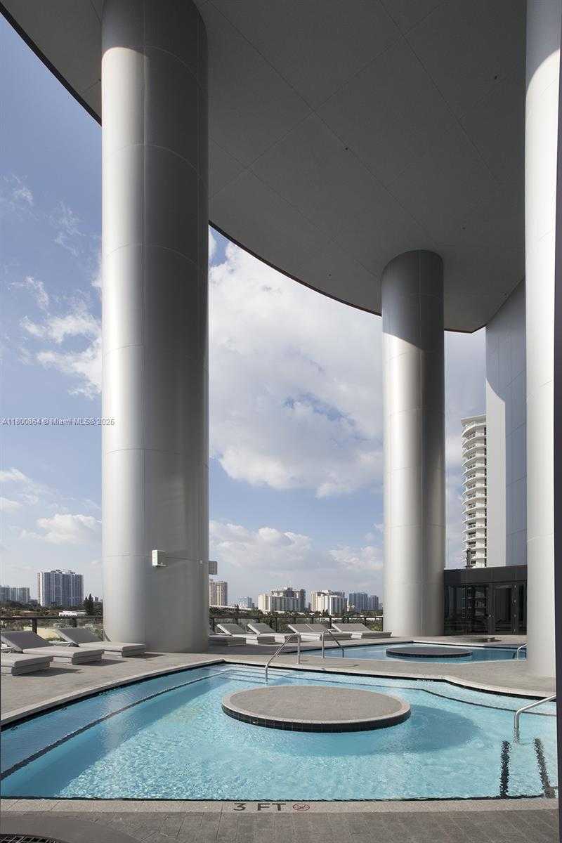 Small Image of 18555 COLLINS AVE #1505, Sunny Isles Beach Number 51