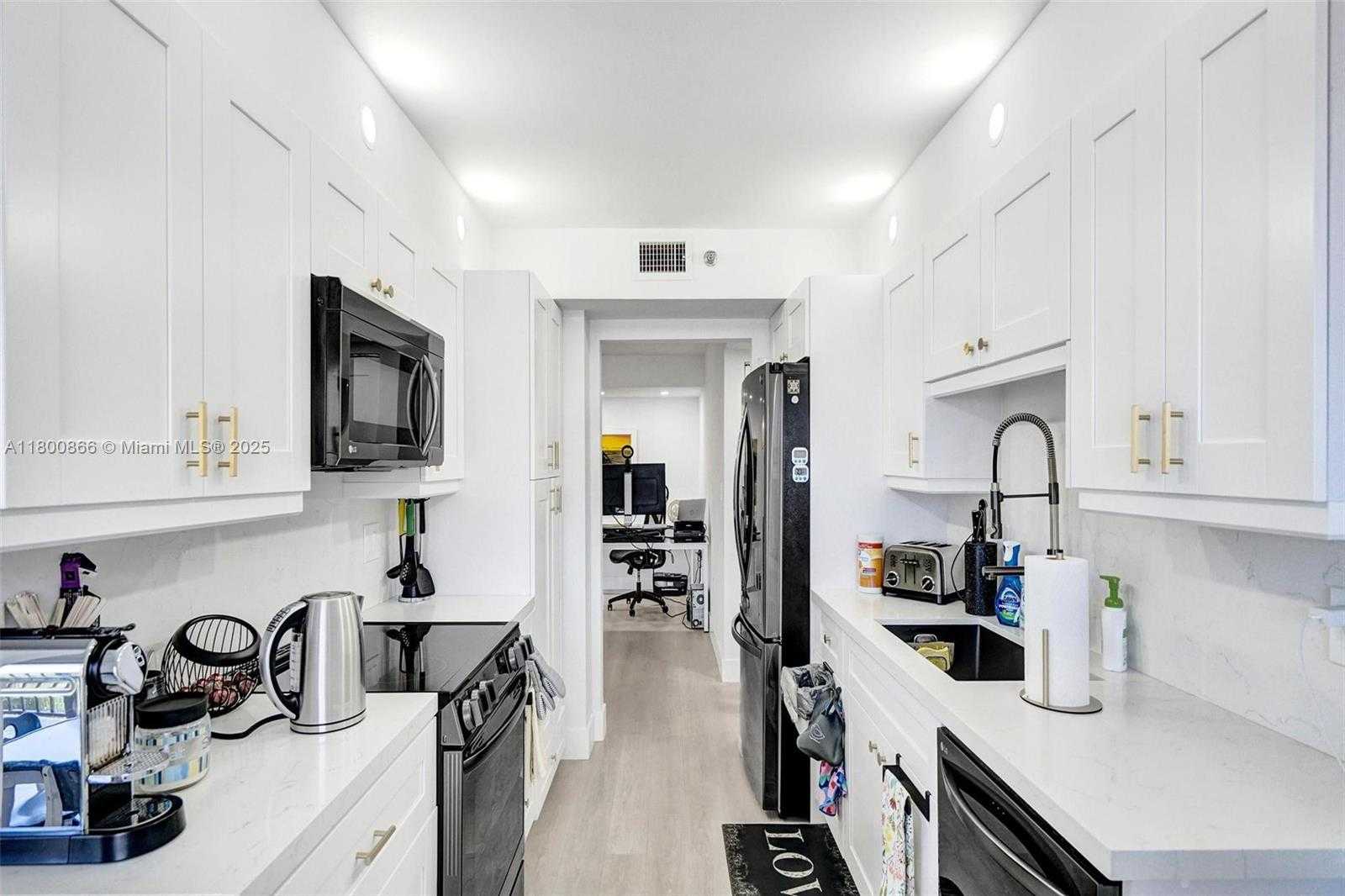 Small Image of 1201 SOUTH OCEAN DR #404N, Hollywood Number 12