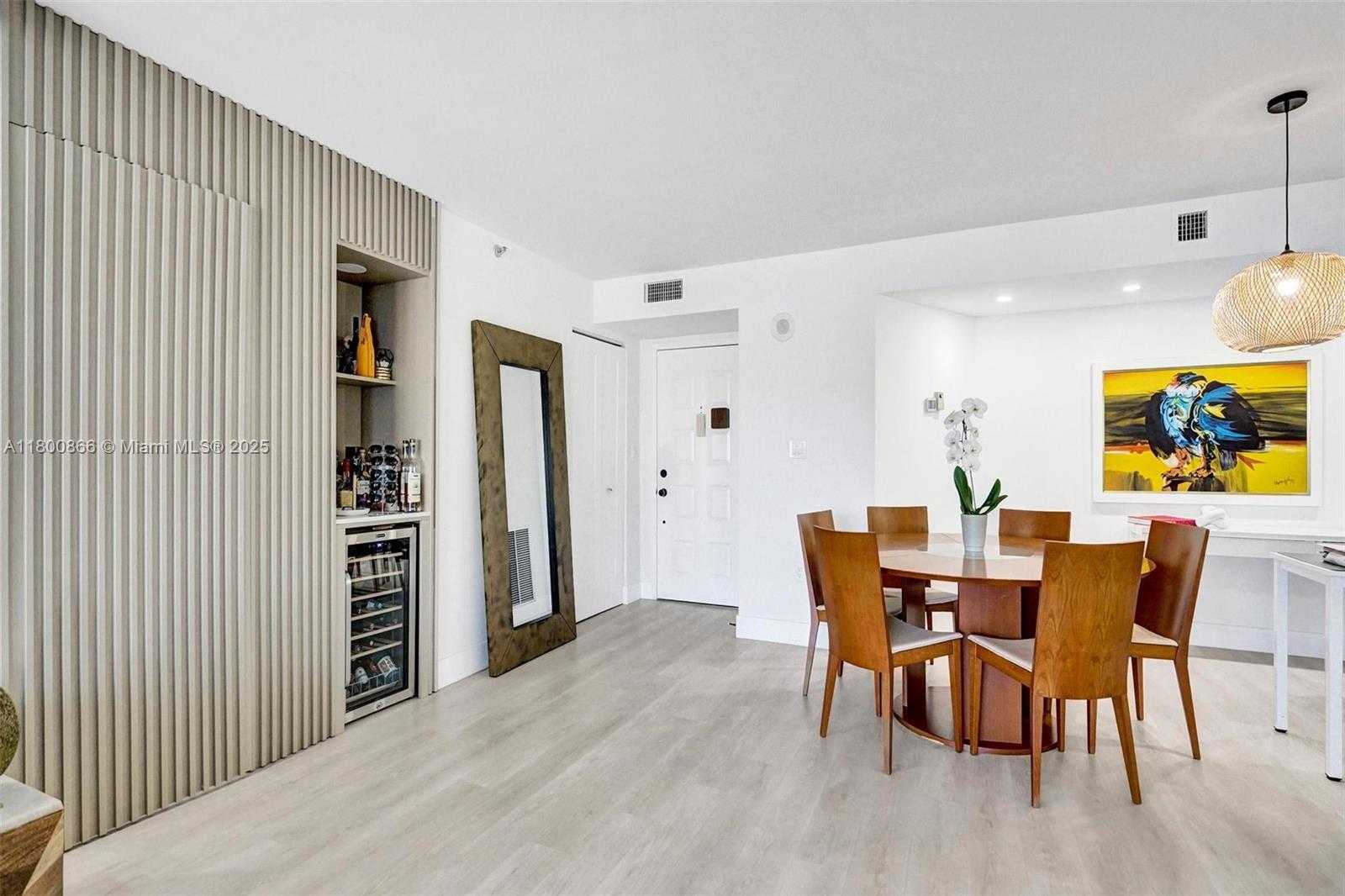 Small Image of 1201 SOUTH OCEAN DR #404N, Hollywood Number 2