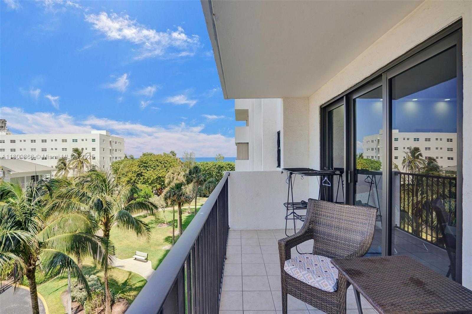 Small Image of 1201 SOUTH OCEAN DR #404N, Hollywood Number 32