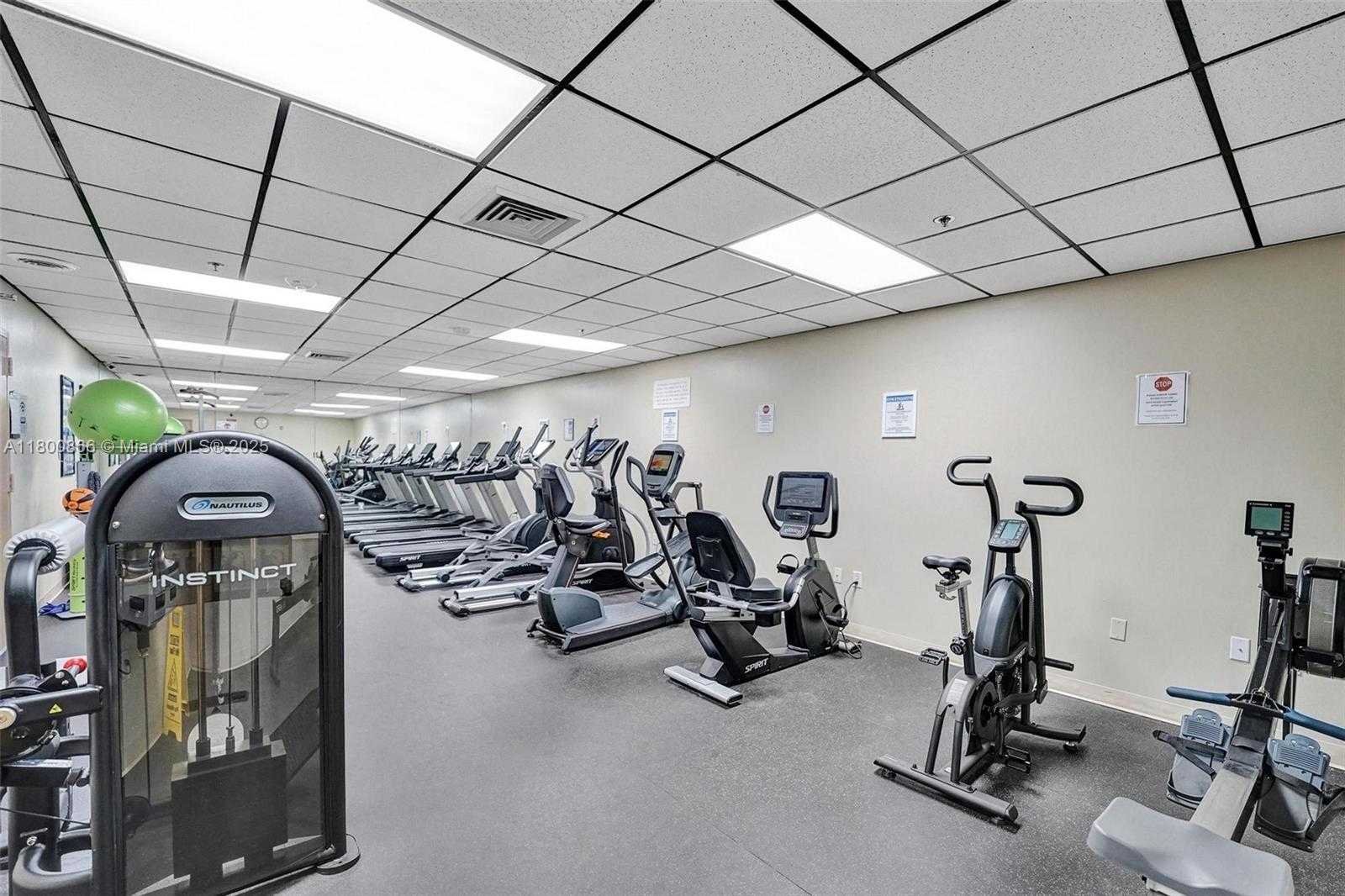 Small Image of 1201 SOUTH OCEAN DR #404N, Hollywood Number 54