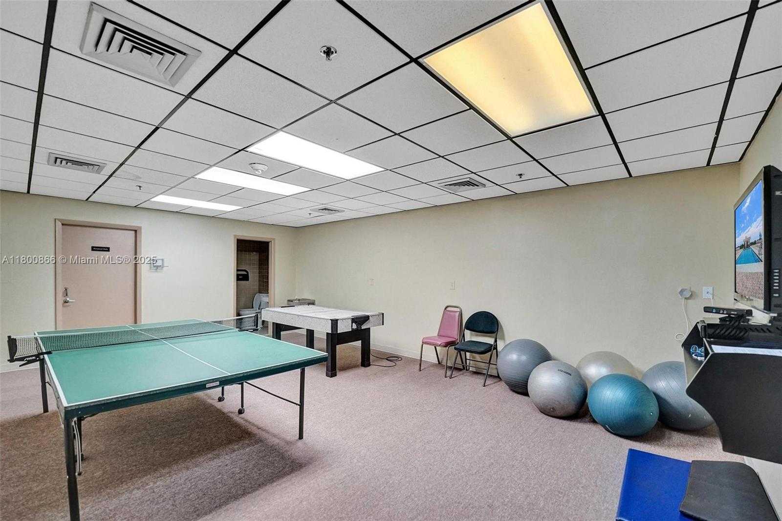 Small Image of 1201 SOUTH OCEAN DR #404N, Hollywood Number 59