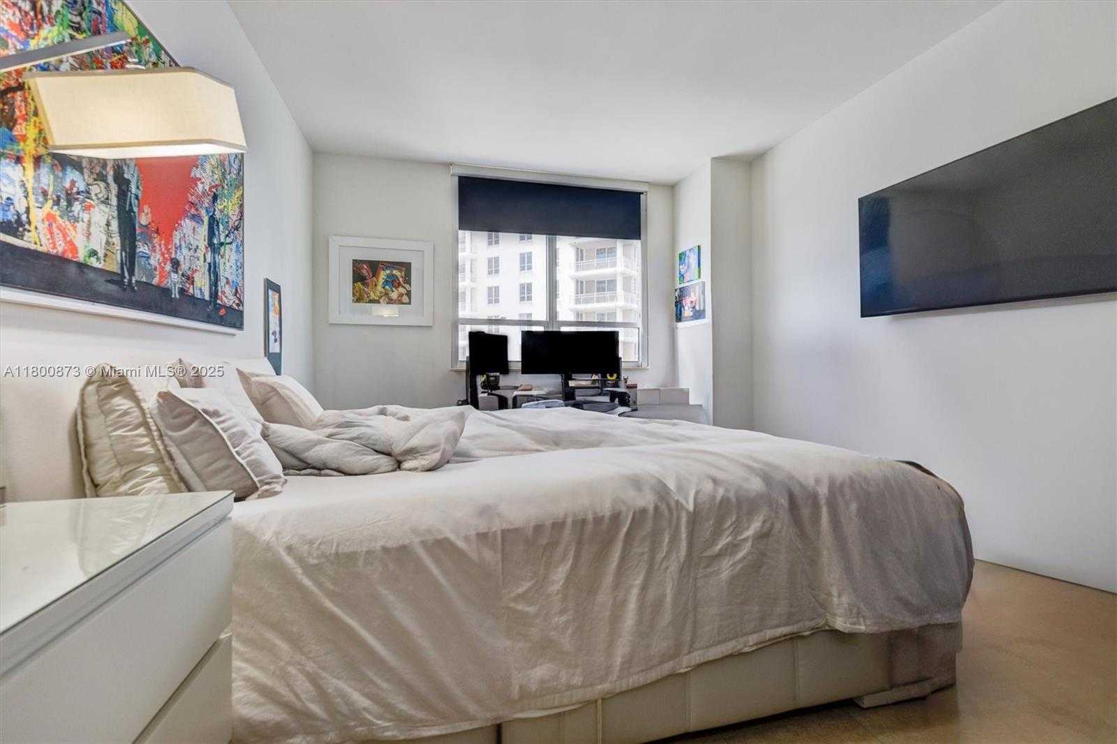 Small Image of 801 BRICKELL KEY BLVD #1503, Miami Number 12