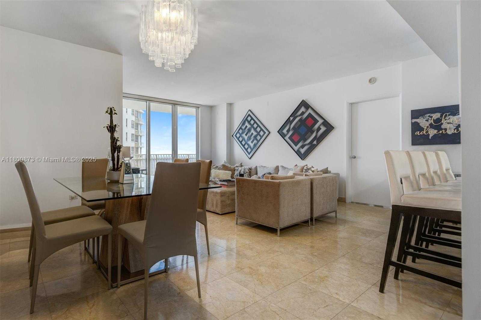 Small Image of 801 BRICKELL KEY BLVD #1503, Miami Number 4