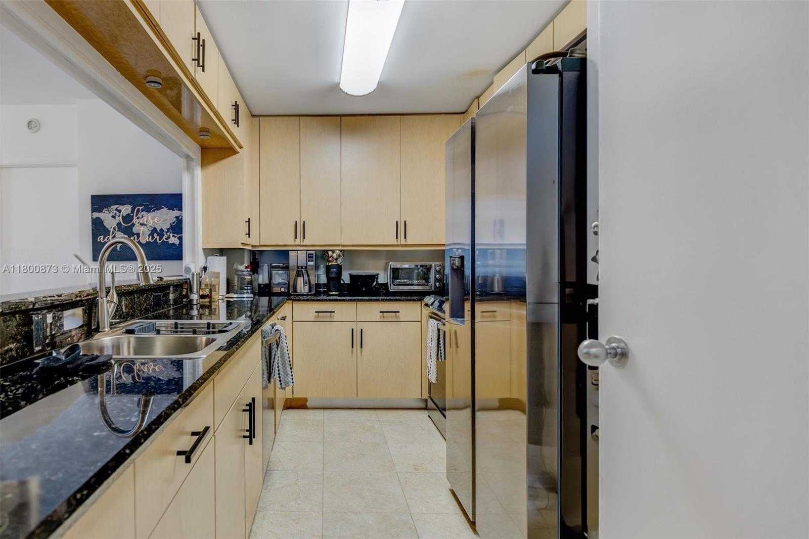 Small Image of 801 BRICKELL KEY BLVD #1503, Miami Number 7