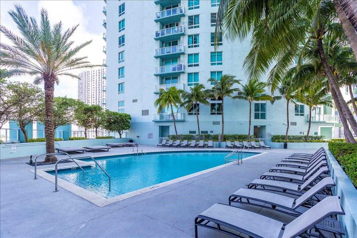 Small Image of 1900 NORTH BAYSHORE DR #1810, Miami Number 28