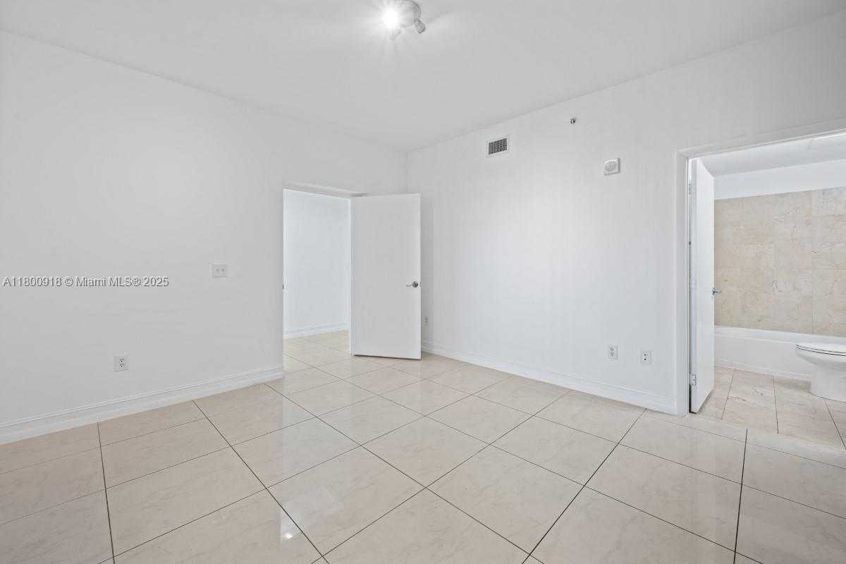 Small Image of 3330 NORTH EAST 190TH ST #1918, Aventura Number 10