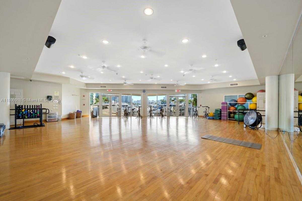 Small Image of 3330 NORTH EAST 190TH ST #1918, Aventura Number 19