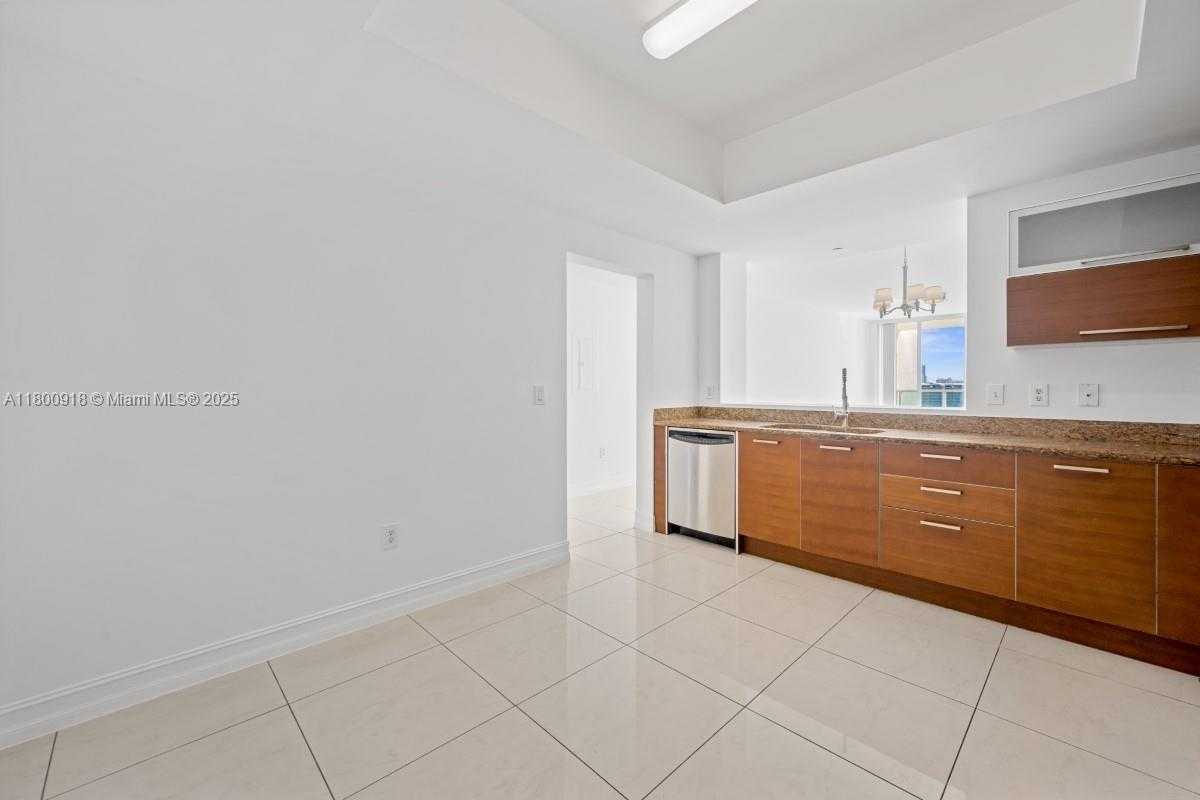 Small Image of 3330 NORTH EAST 190TH ST #1918, Aventura Number 9
