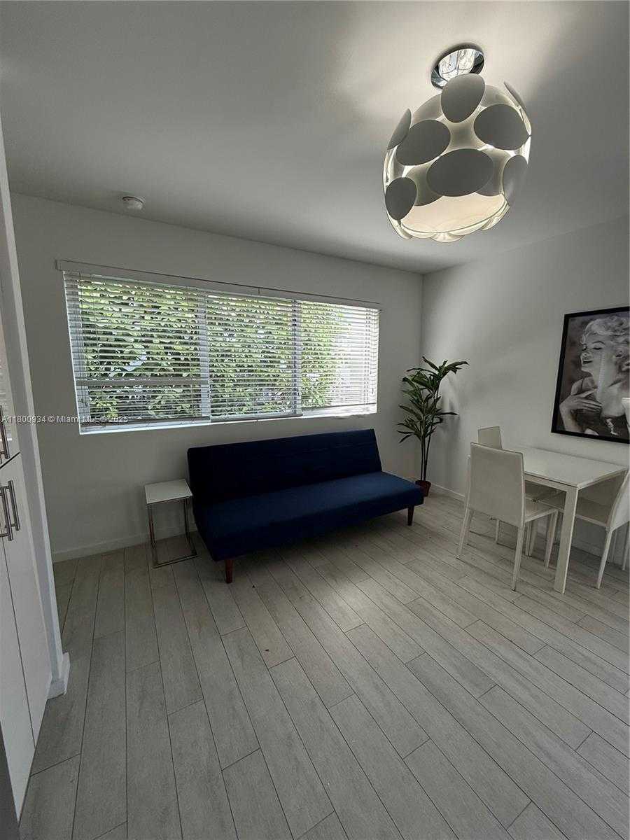 Small Image of 1601 MERIDIAN AVE #101, Miami Beach Number 6