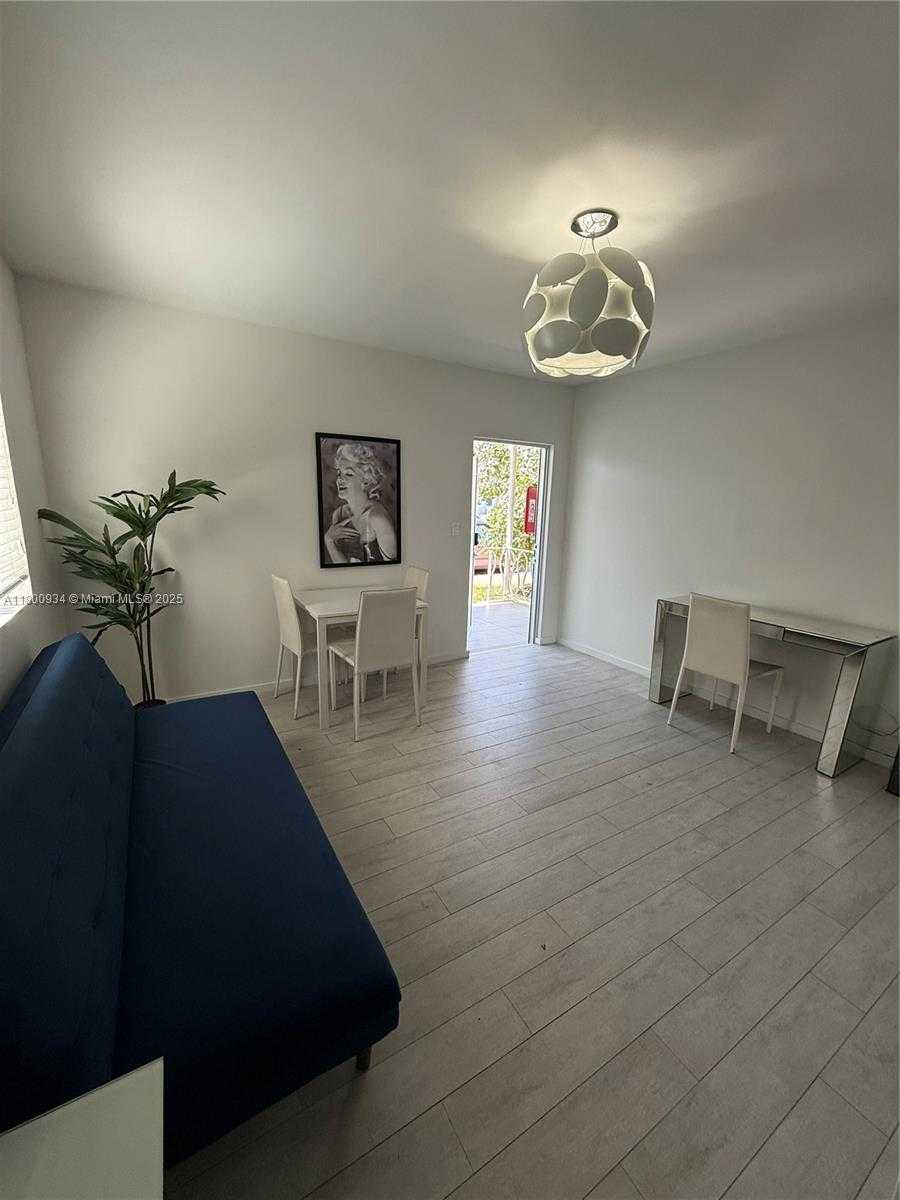Small Image of 1601 MERIDIAN AVE #101, Miami Beach Number 7
