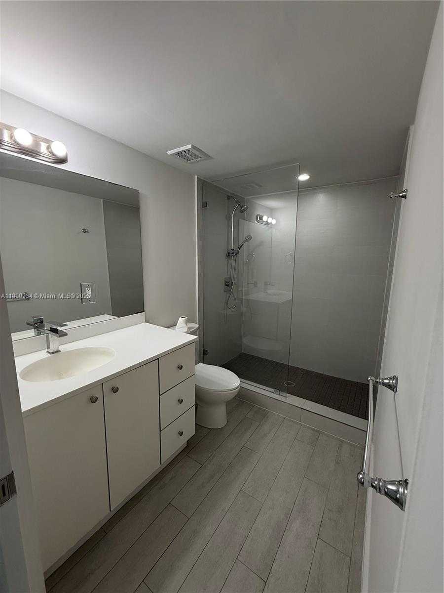 Small Image of 1601 MERIDIAN AVE #101, Miami Beach Number 9