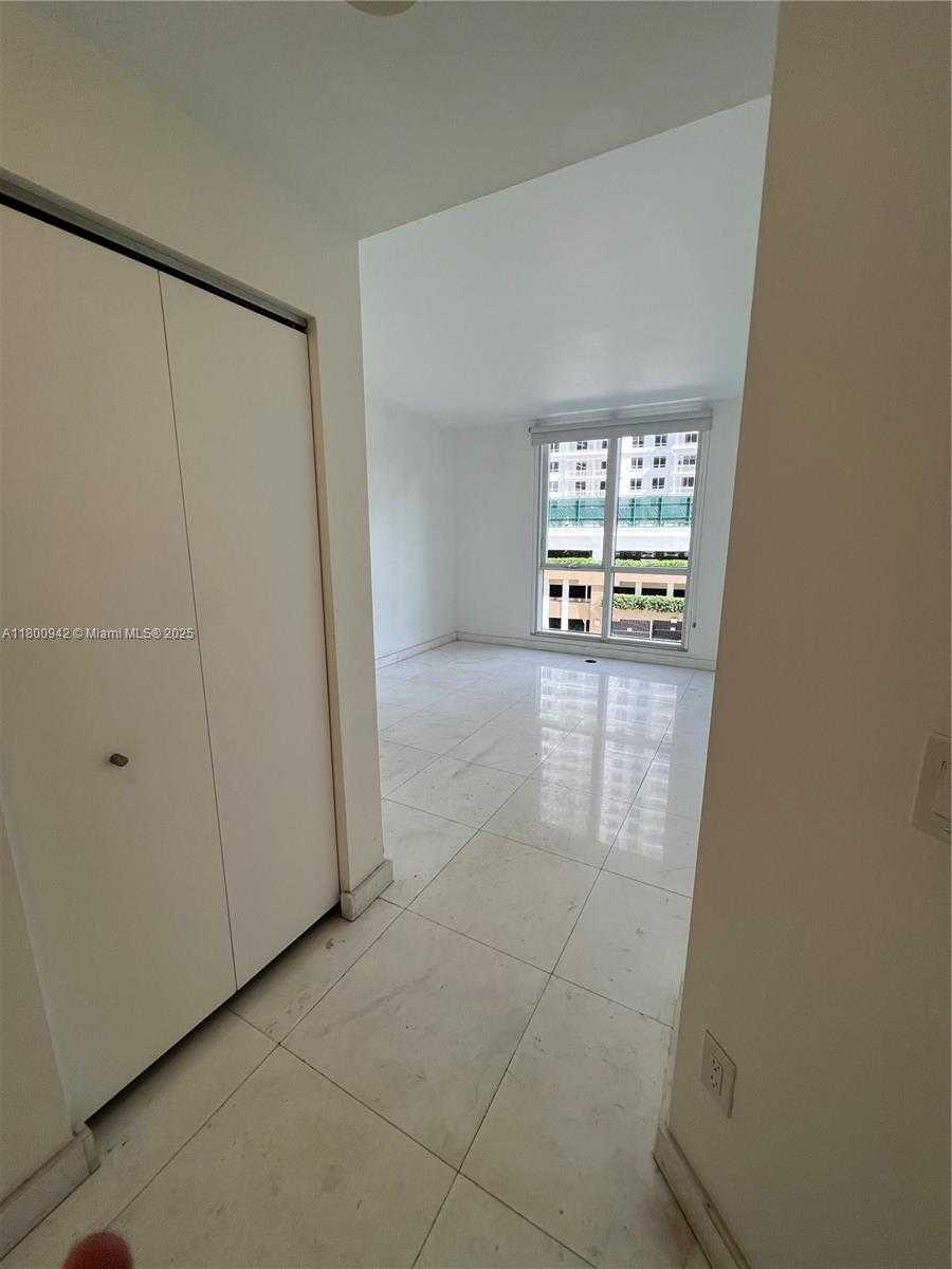 Small Image of 901 BRICKELL KEY BLVD #603, Miami Number 30