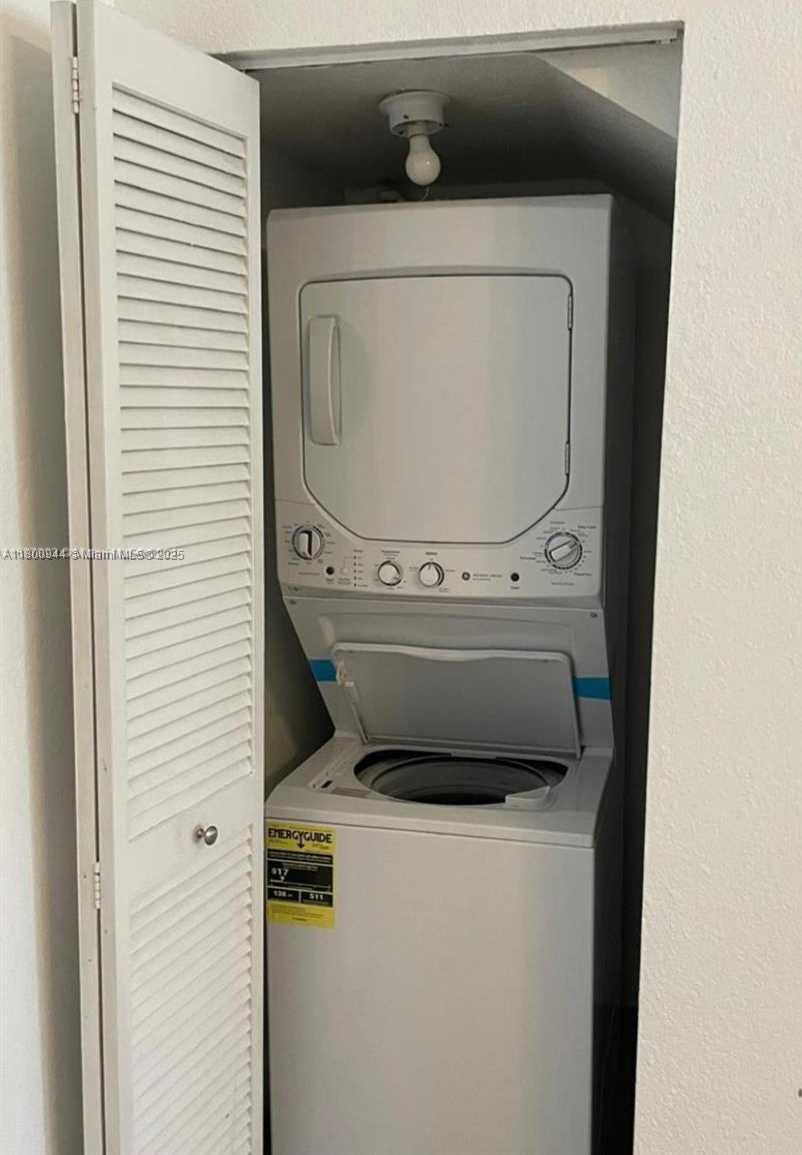 Small Image of 307 NORTH WEST 84TH ST #307, Miami Number 7