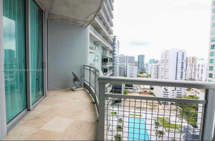 Small Image of 690 SOUTH WEST 1ST CT #1227, Miami Number 11