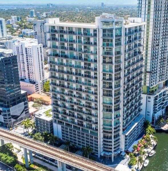 Small Image of 690 SOUTH WEST 1ST CT #1227, Miami Number 5