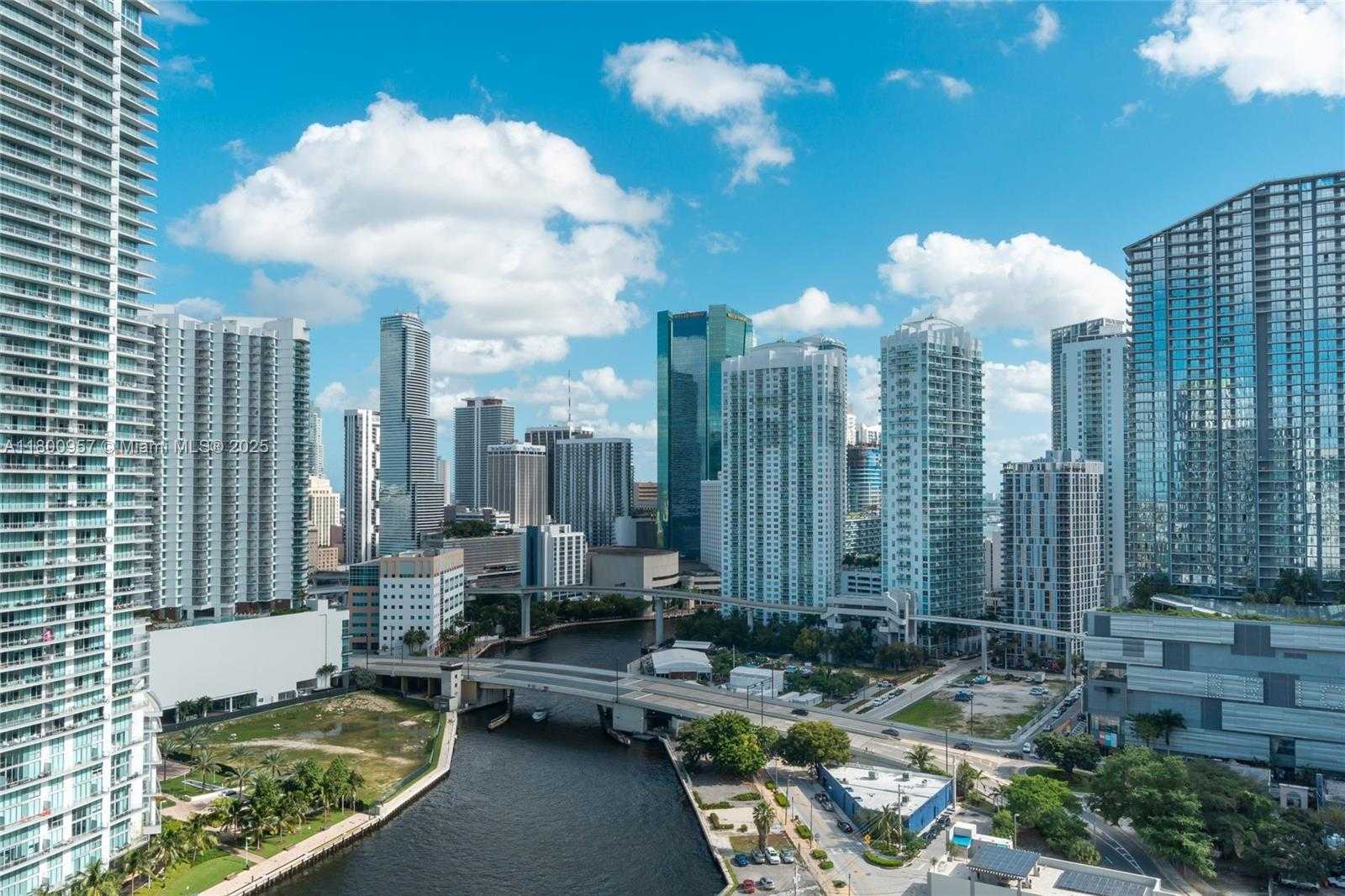 Small Image of 690 SOUTH WEST 1ST CT #1227, Miami Number 7