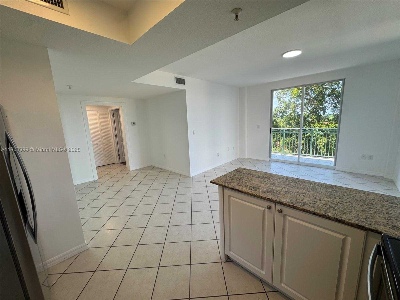 Small Image of 3500 CORAL WAY #501, Miami Number 5