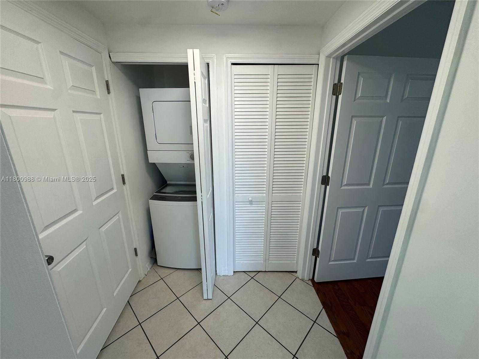 Small Image of 3500 CORAL WAY #501, Miami Number 9