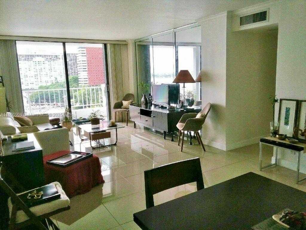 Small Image of 200 SOUTH EAST 15TH RD #9B, Miami Number 16