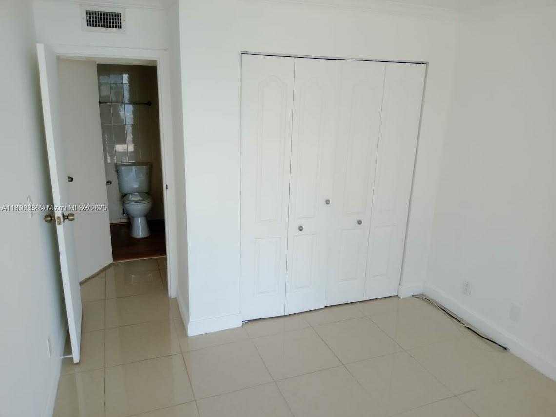 Small Image of 200 SOUTH EAST 15TH RD #9B, Miami Number 18