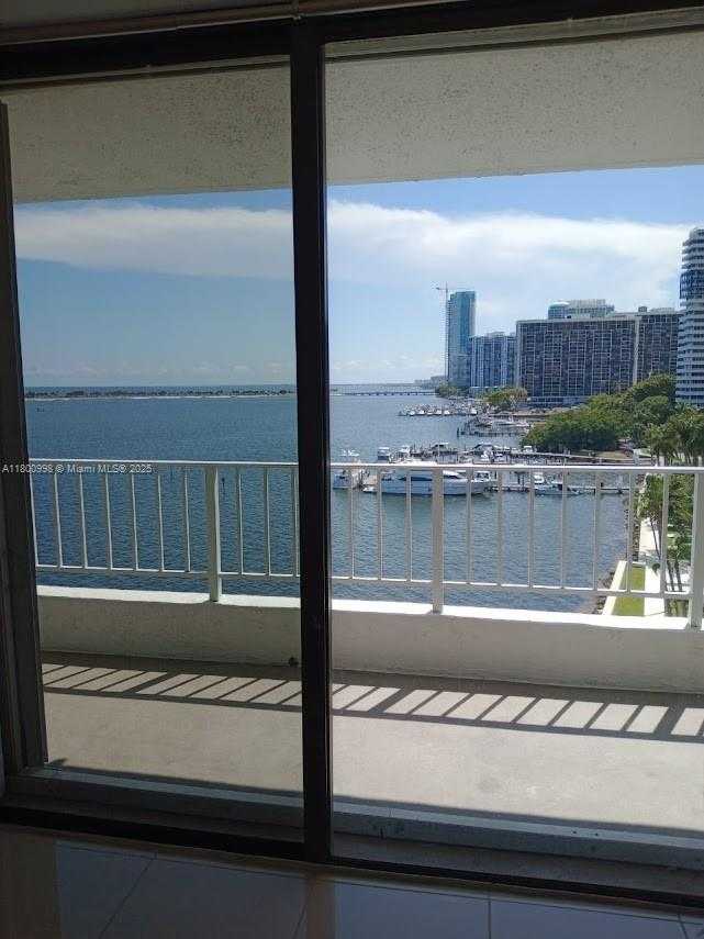 Small Image of 200 SOUTH EAST 15TH RD #9B, Miami Number 3