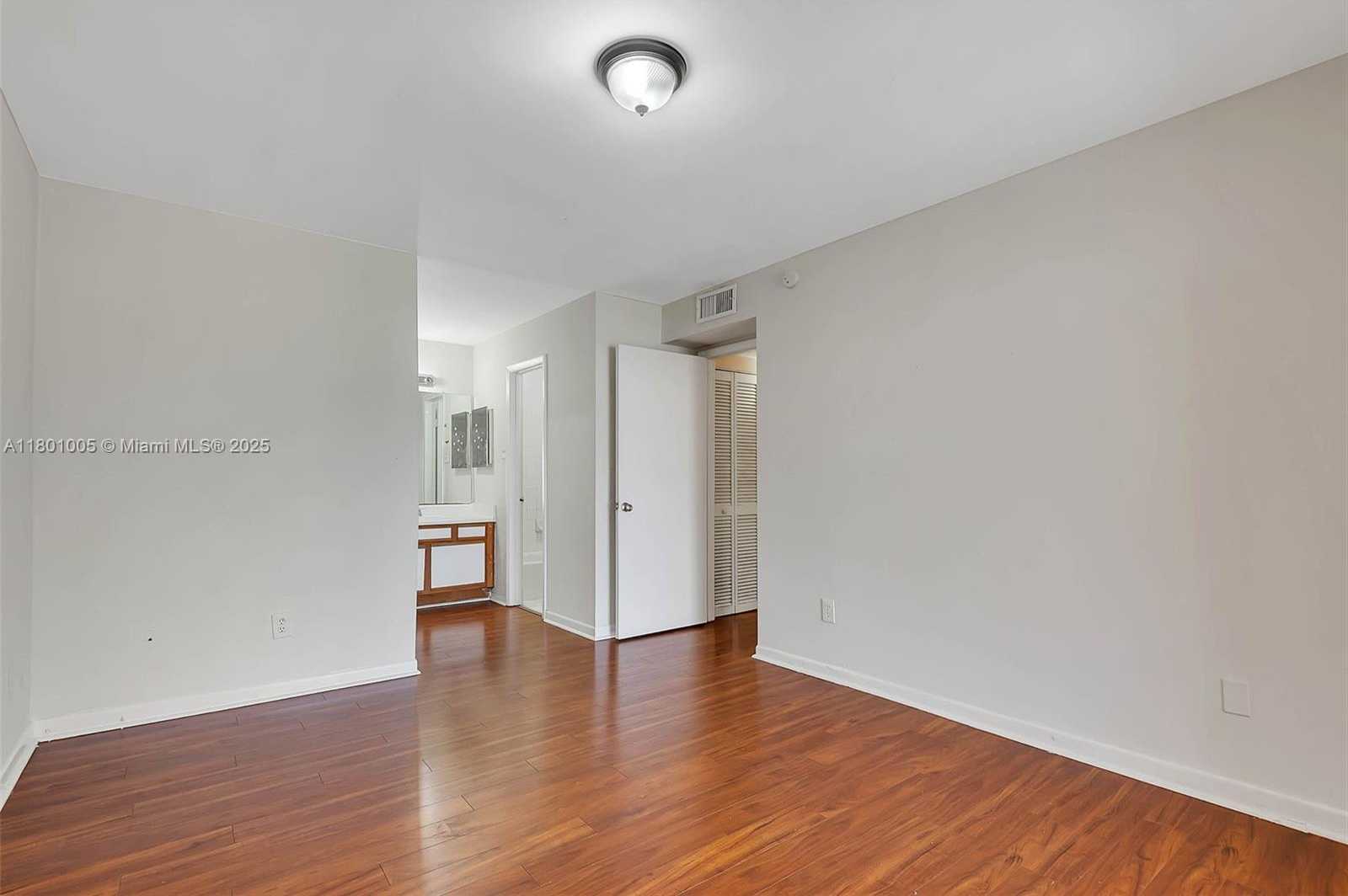 Small Image of 15295 SOUTH WEST 107TH LN #1009, Miami Number 10